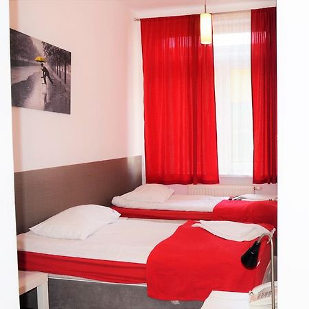 Hotel Kielce Luaran gambar