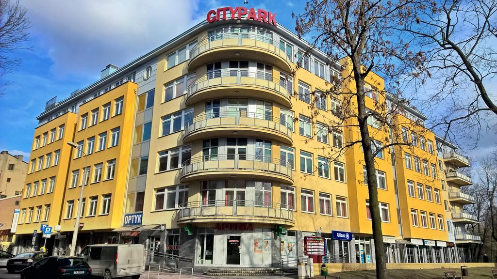 Hotel Kielce Luaran gambar